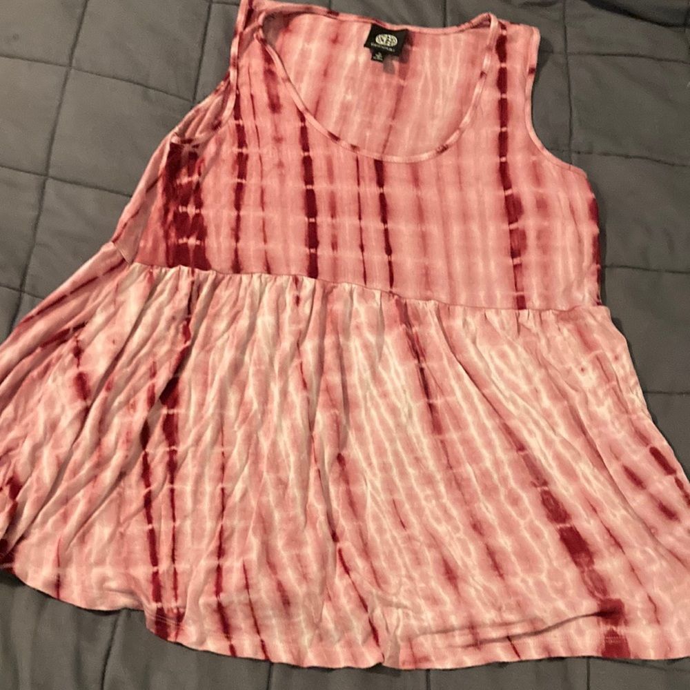 Bobeau Pink/red tie dye Baby doll cut tank top
